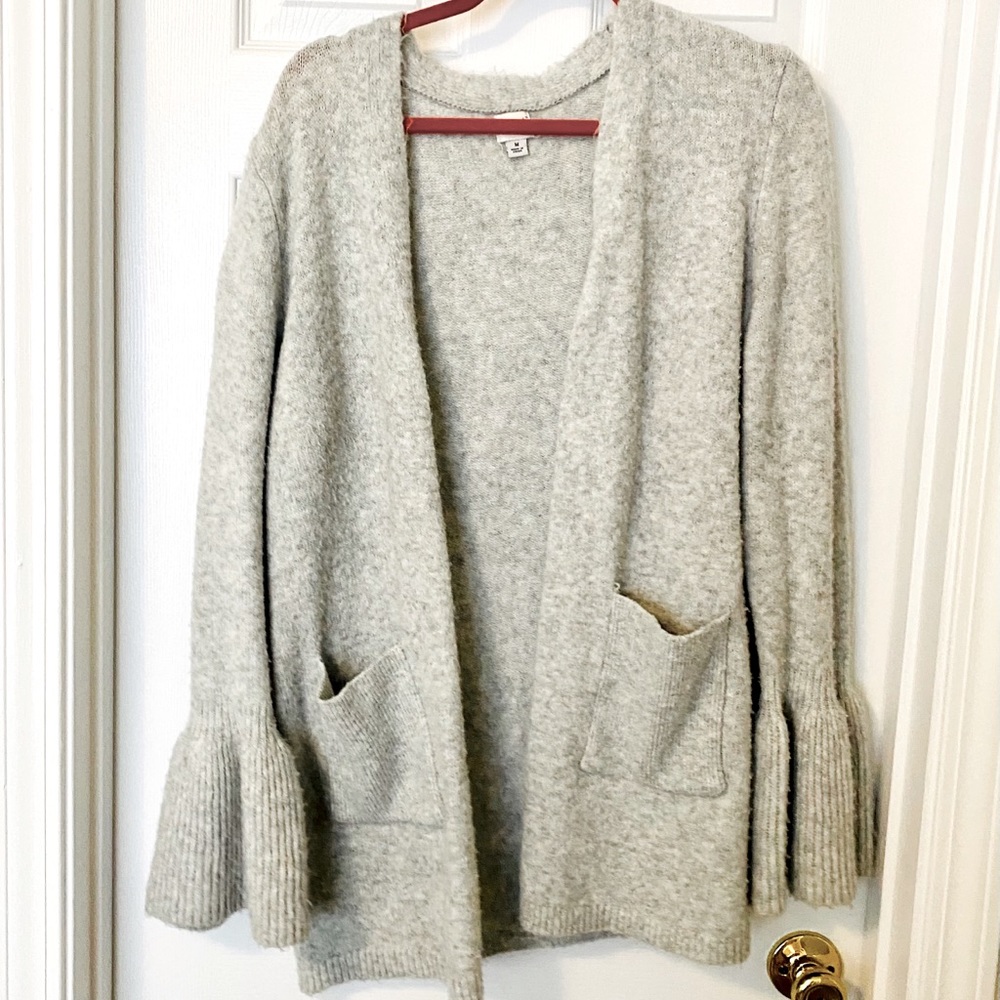 Sweater with bell sleeves